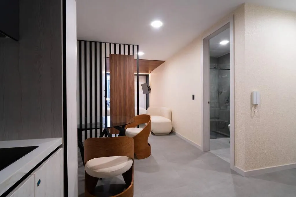 Apartamento Lujoso Estudio En La Carolina Quito Ecuador